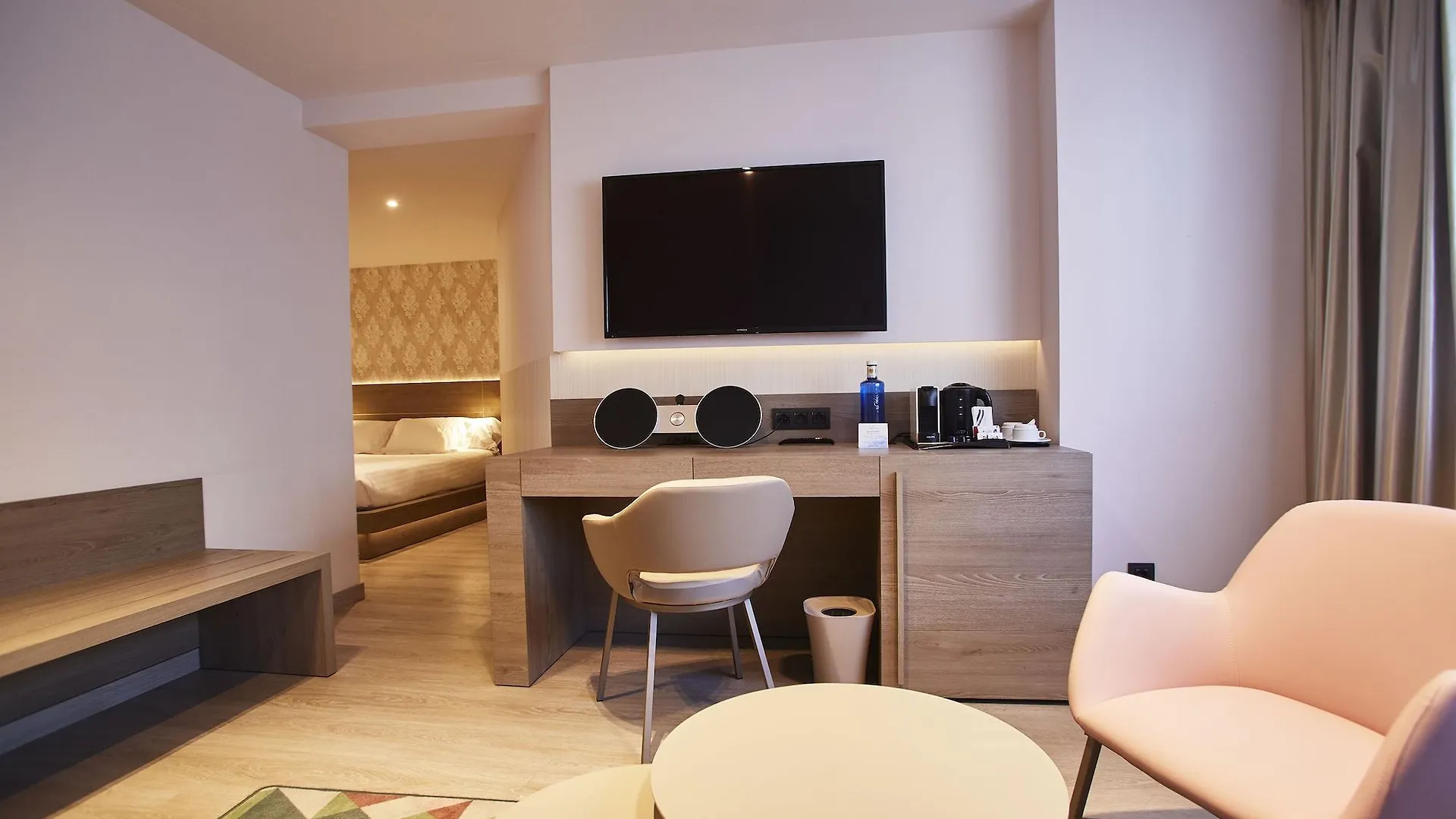 Grand Plaza Hotel & Wellness Andorra la Vella 5*,  Andorra